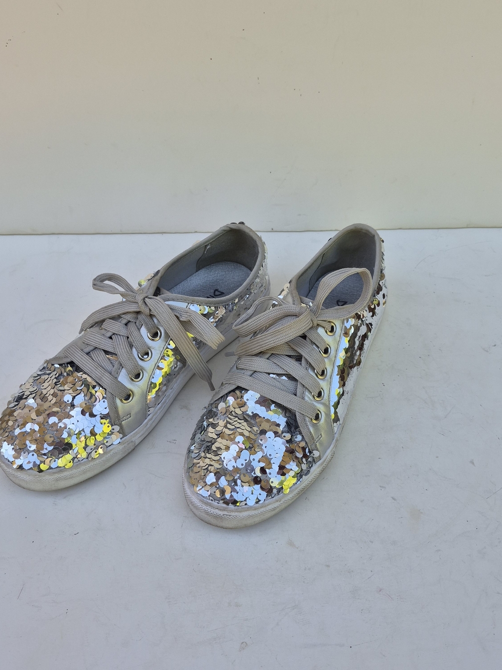 Dirty Laundry Women's Sequin Lace-Up Sneakers in Beige and Gold